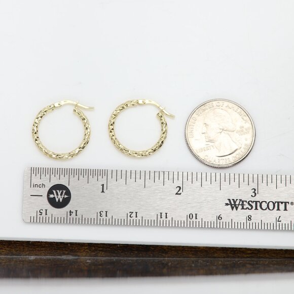 14k Hoops 3/4' inch Diamond cut Design Yellow Gold Hoops - Picture 2 of 9